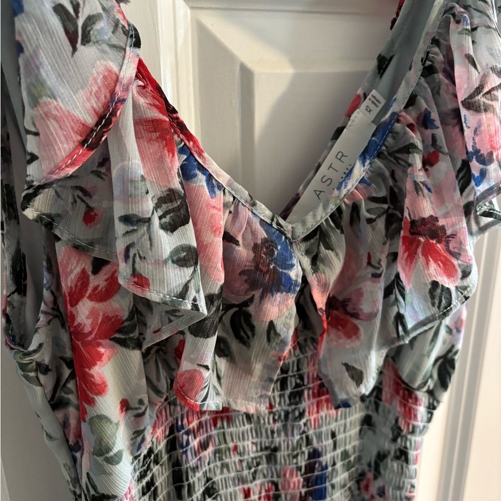 ASTR Ruffle Floral Dress - Picture 6 of 7